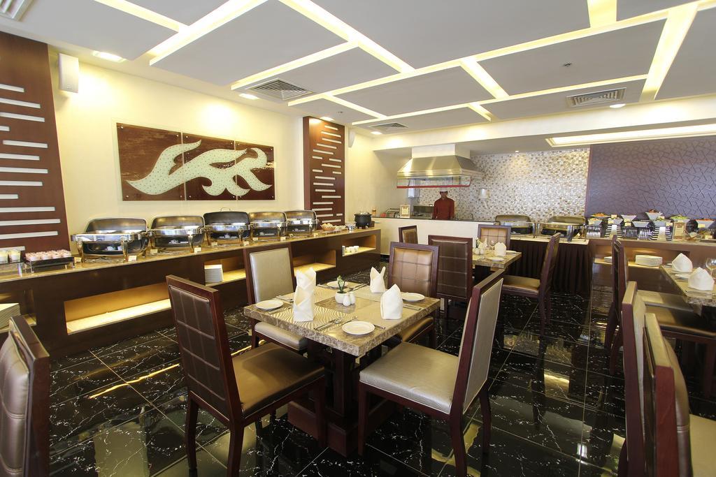 Ivory Grand Hotel Apartments Dubaj Zewnętrze zdjęcie